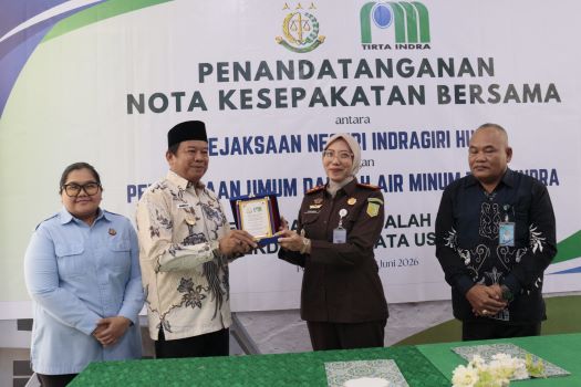 Mitigasi Resiko Hukum, Kejari Inhu dan Perumda Tirta Indragiri Teken MoU 